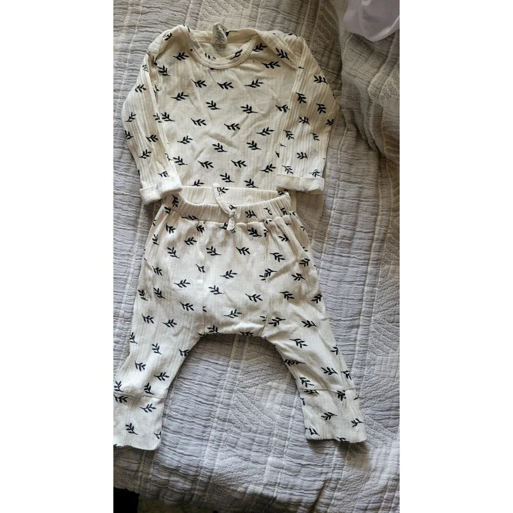 Kate Quinn Bamboo Play Set‎ Baby 6–12M Cream Leaf Print (2021)
